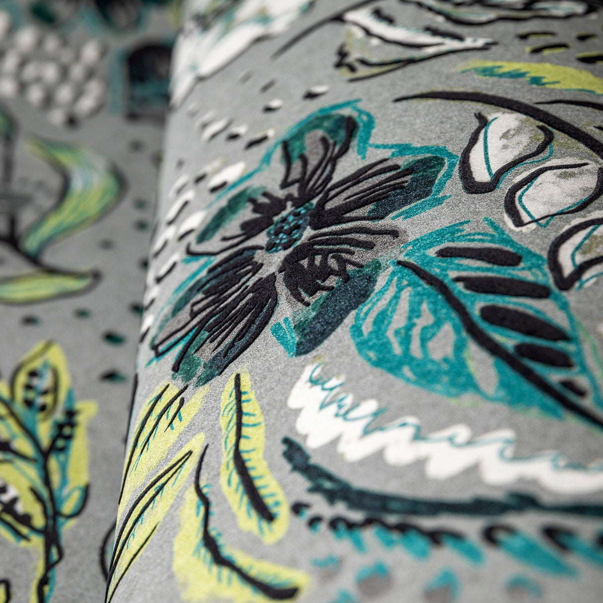 Galerie GH81334-23 Pepper Wild Garden Silver Grey Wallpaper GH81334-23 Silver Grey Wallpaper