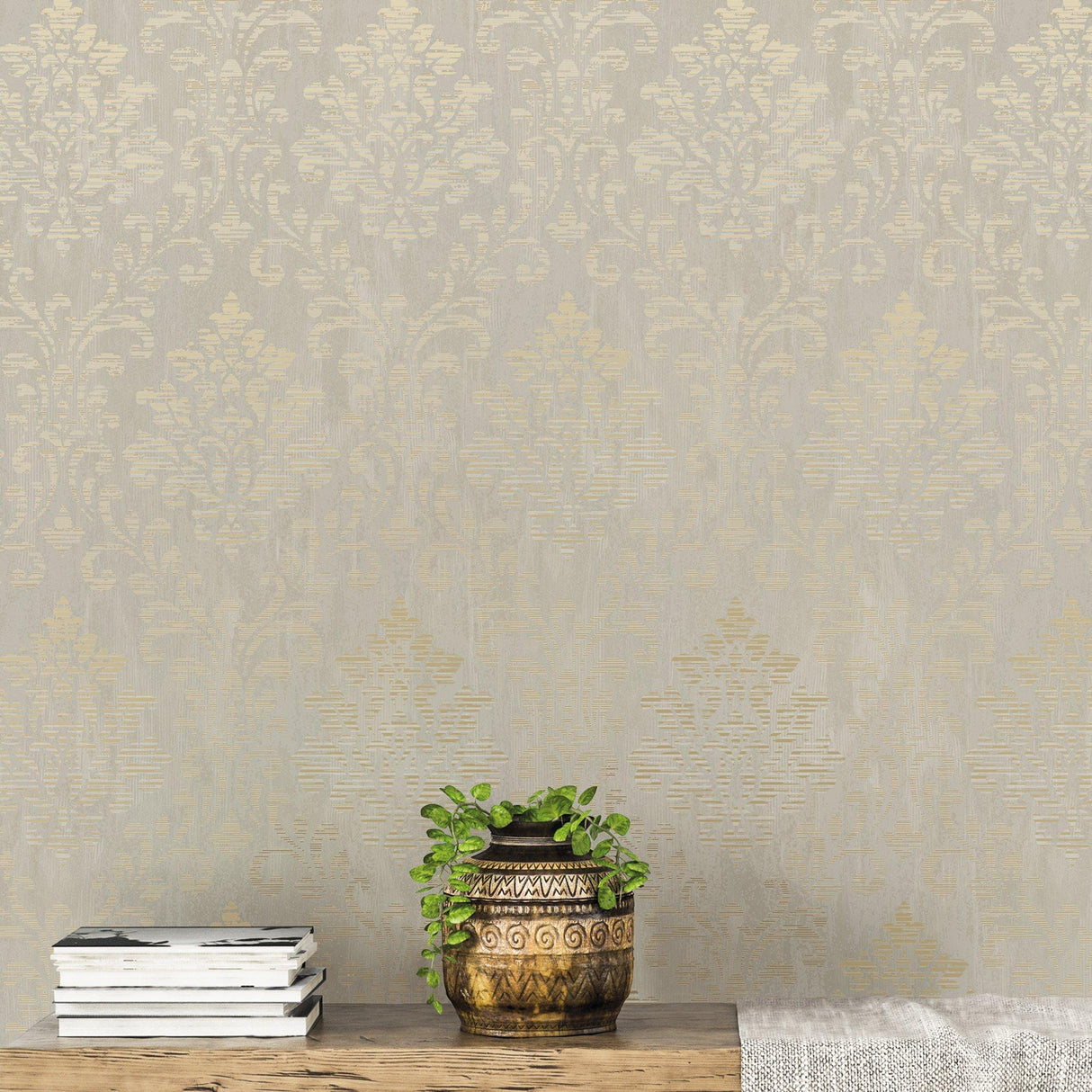 Galerie W78179 Metallic FX Modern Metallic Damask Gold Wallpaper W78179 Gold Wallpaper