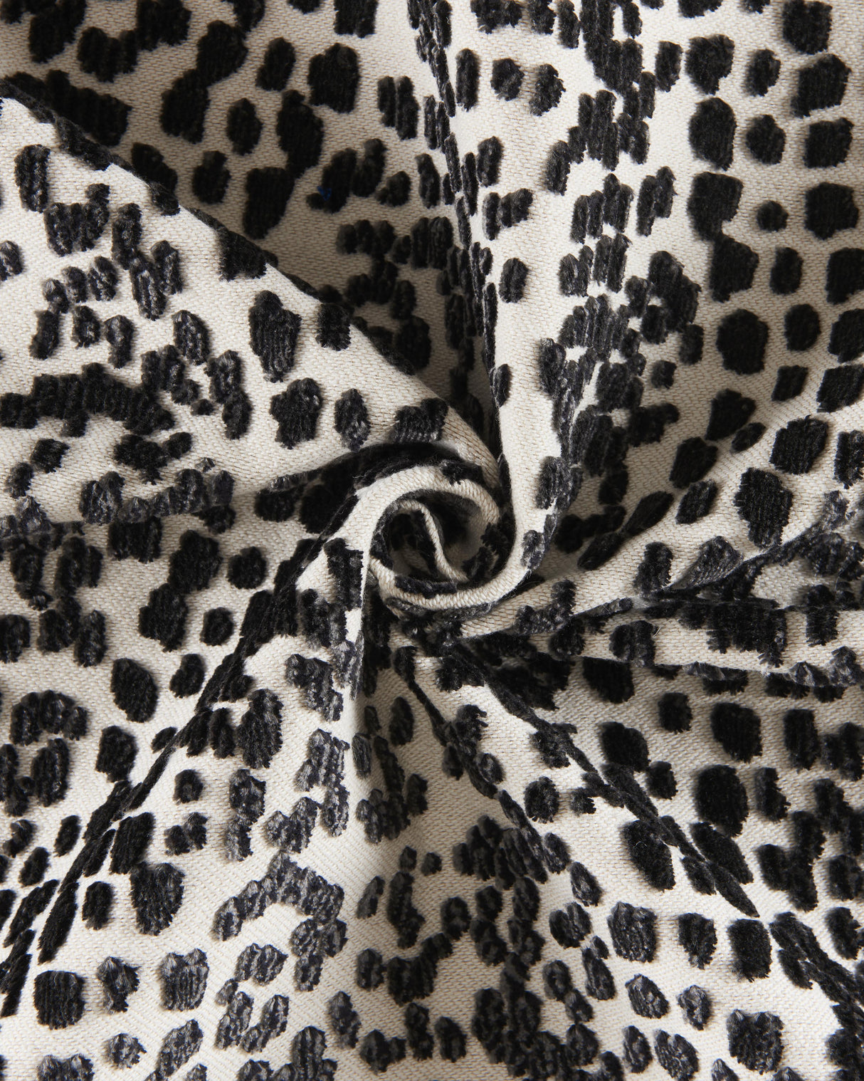 Brunschwig & Fils LES TOUCHES VELVET NOIR Upholstery Fabric