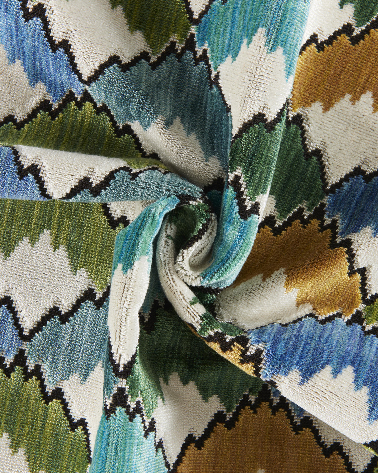 Brunschwig & Fils MARAIS VELVET MARINE Upholstery Fabric
