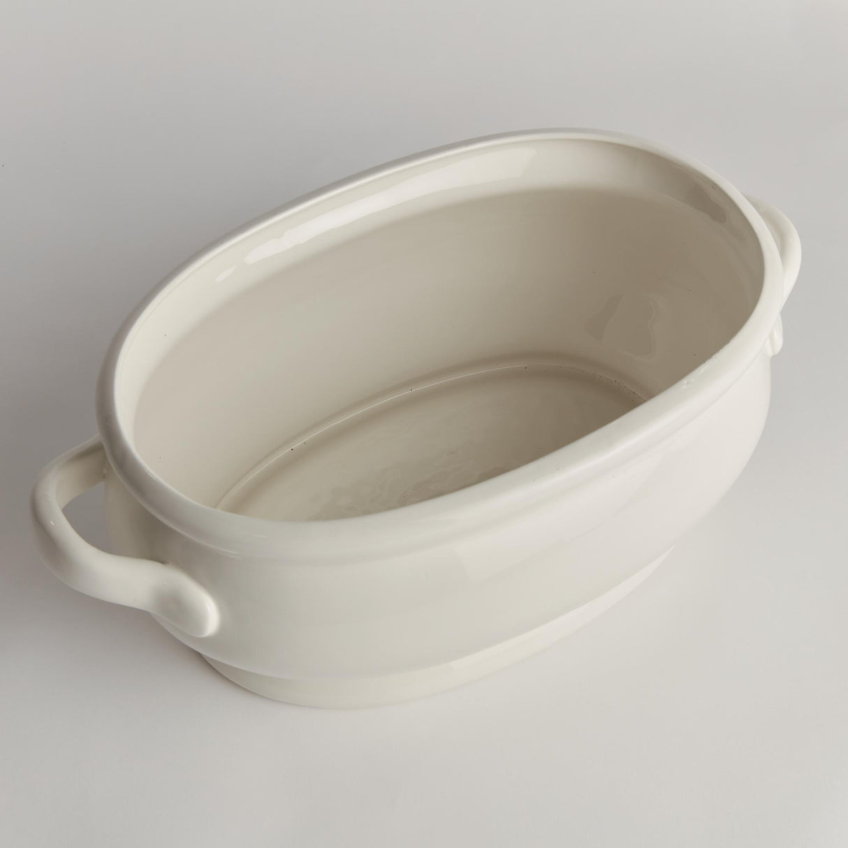 Napa White BRADFORD OVAL CACHEPOT