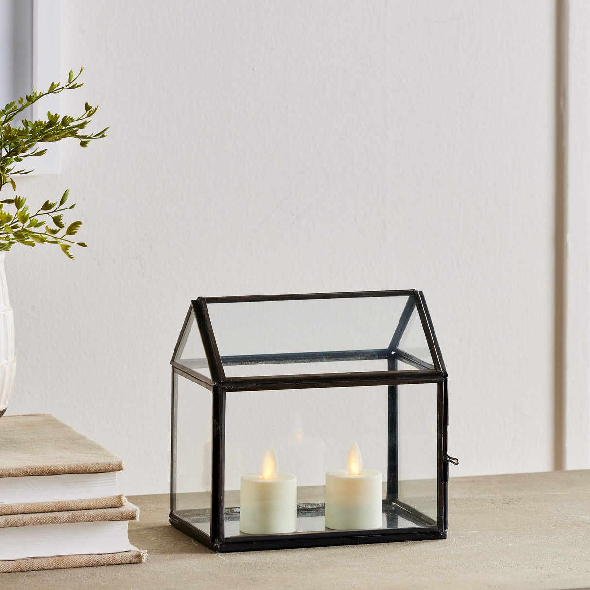 Napa Black COTTAGE TERRARIUM SMALL
