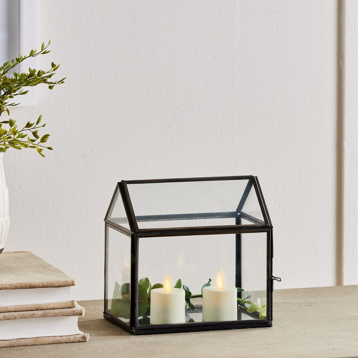 Napa Black COTTAGE TERRARIUM SMALL