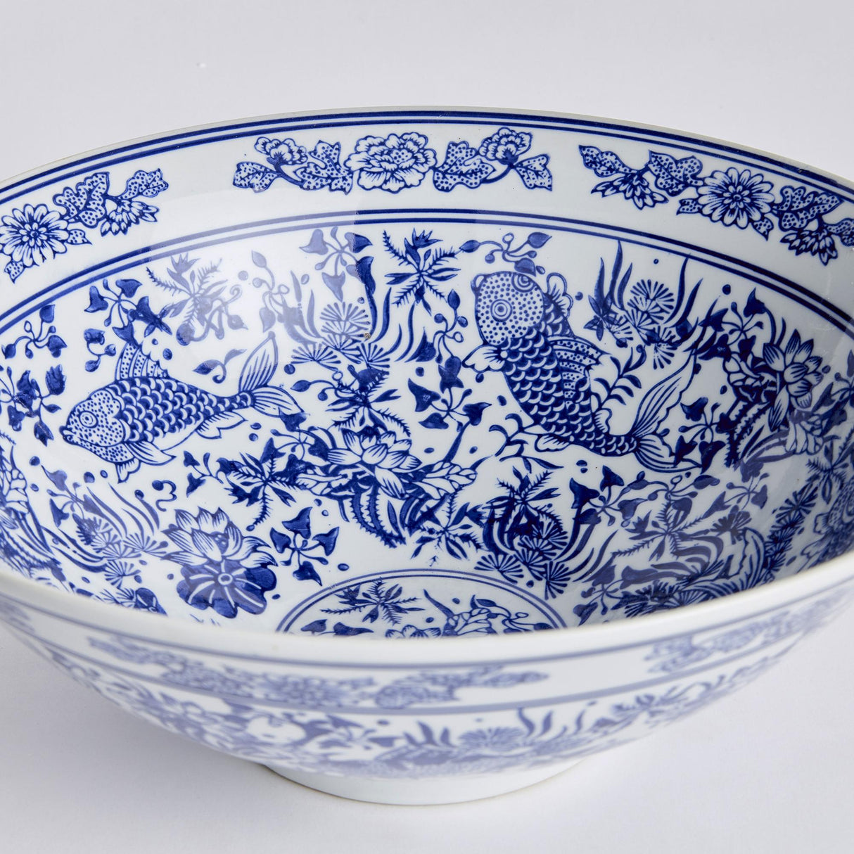 Napa Classic Blue/White BARCLAY BUTERA DYNASTY KOI DECORATIVE BOWL