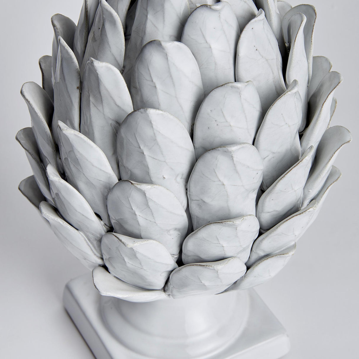 Napa White ARTICHOKE FINIAL LARGE