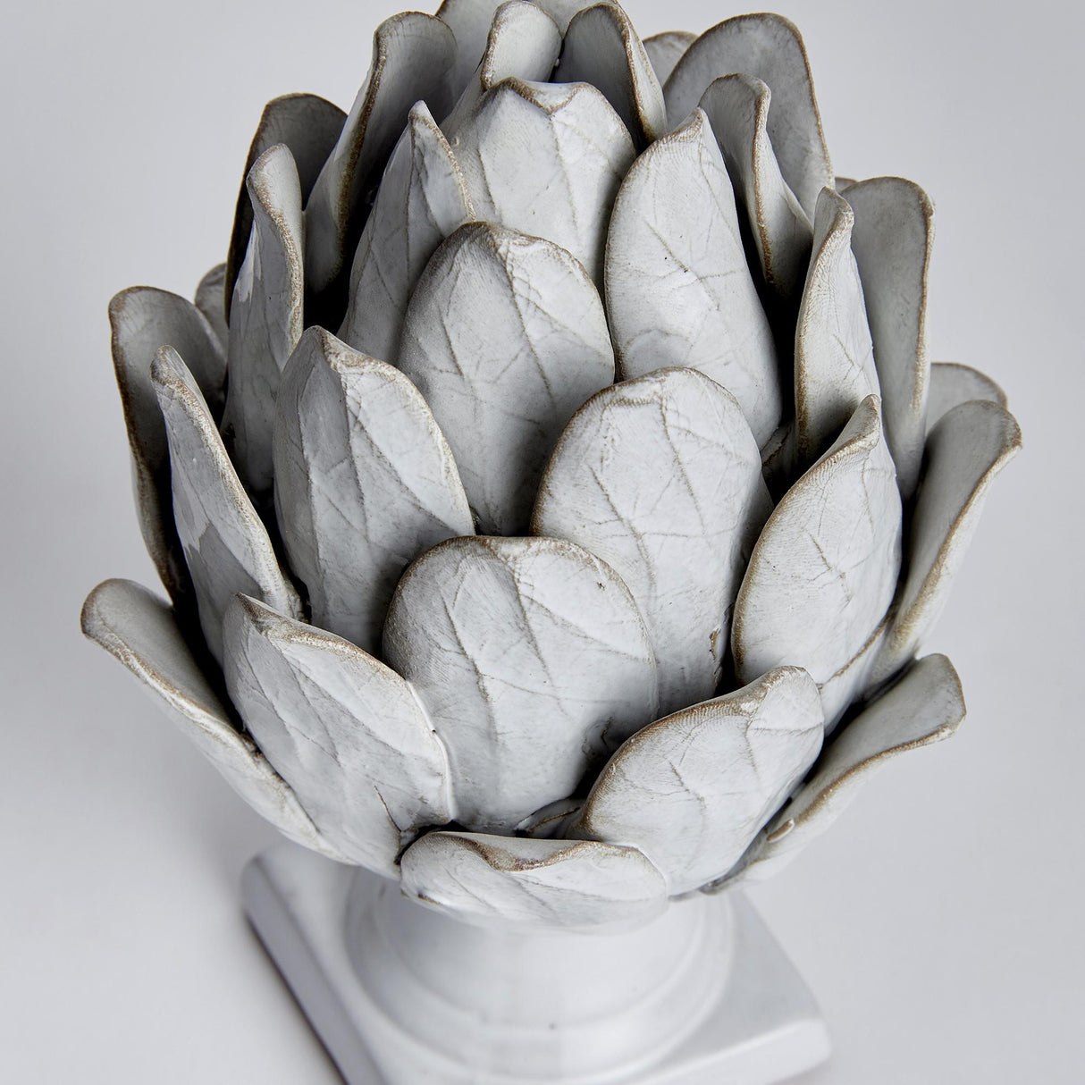Napa White ARTICHOKE FINIAL SMALL