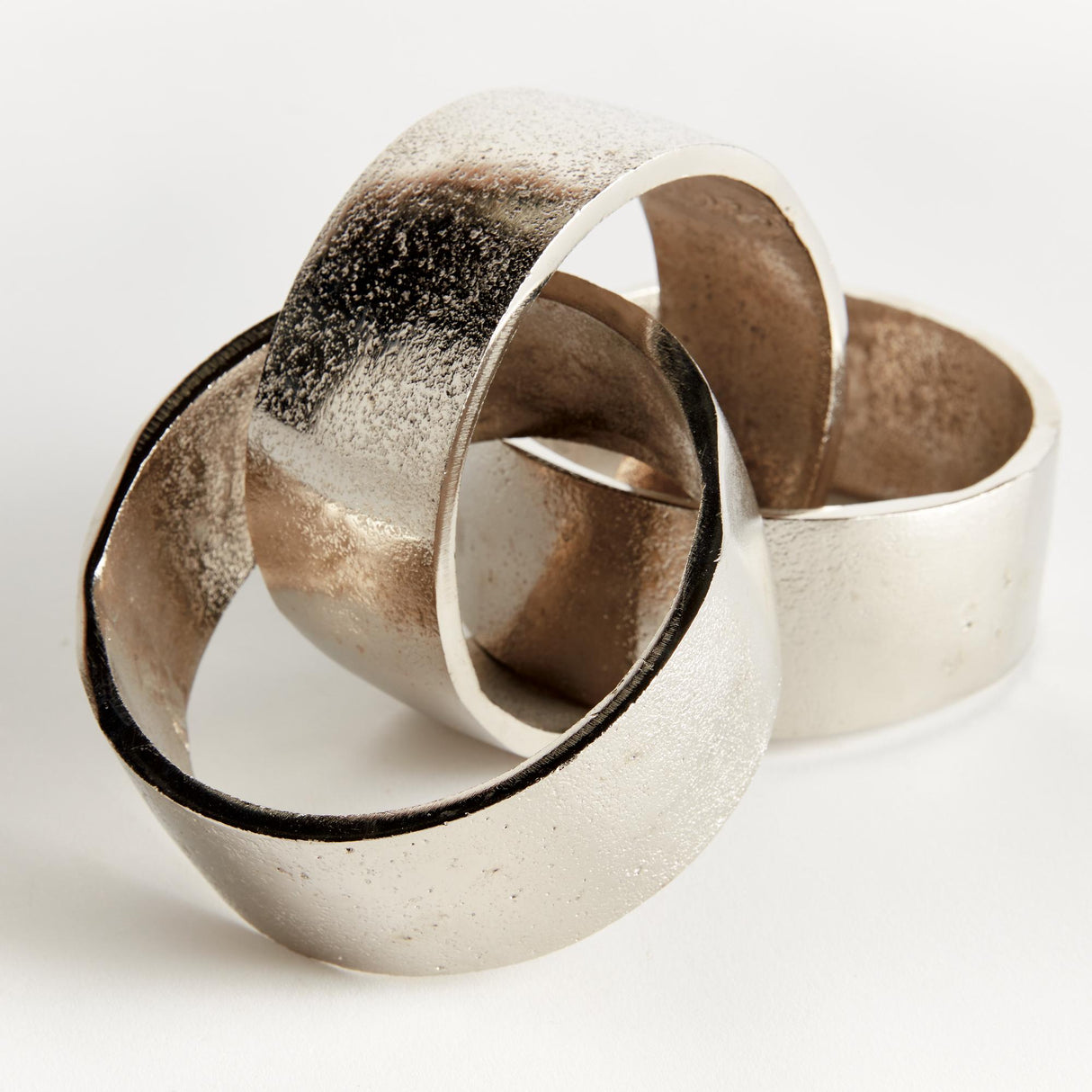 Napa Silver CORBIN ROUND CHAIN SCULPTURE