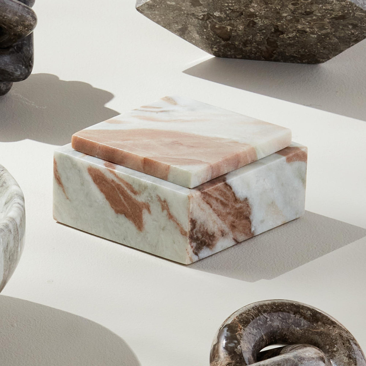 Napa Brown/white marble JAQUELINE SQUARE LIDDED BOX SHORT