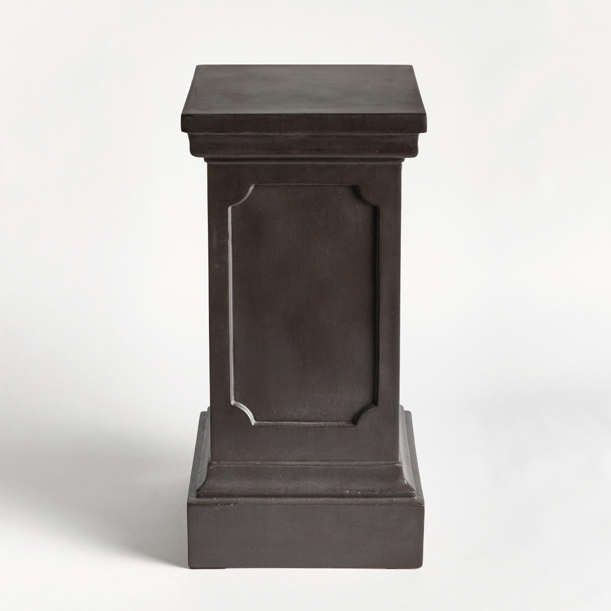 Napa Antique Black FIBRECLAY CHAMBERS PEDESTAL SHORT