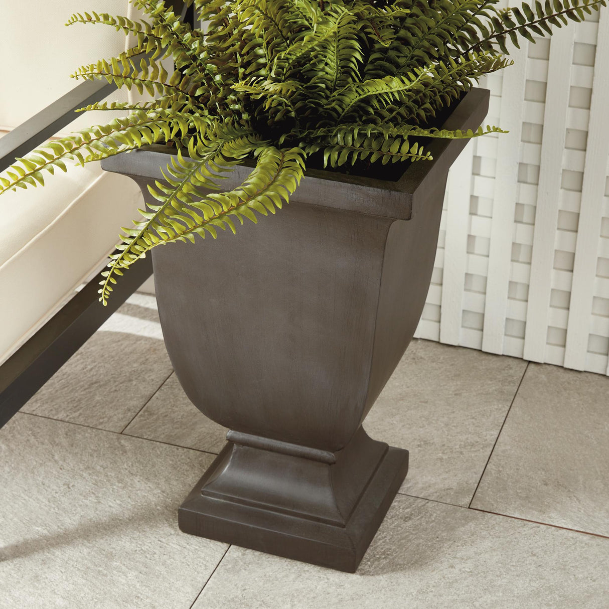 Napa Antique Black FIBRECLAY BECKETT SQ FOOTED PLANTER LARGE