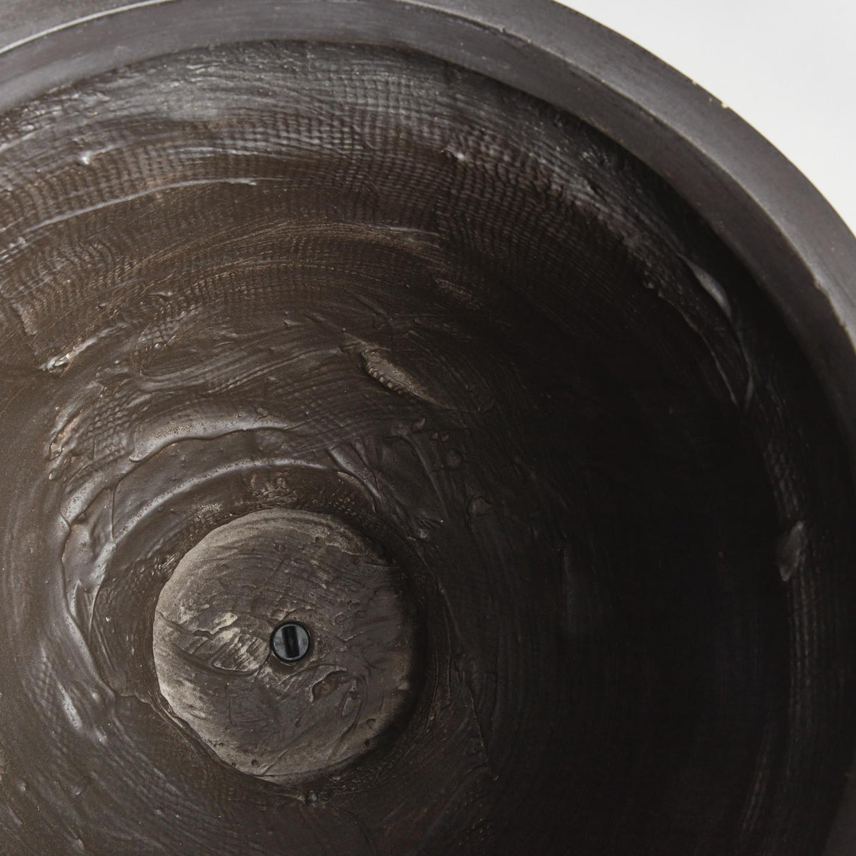 Napa Antique Black FIBRECLAY JOSIE ROUND FOOTED PLANTER