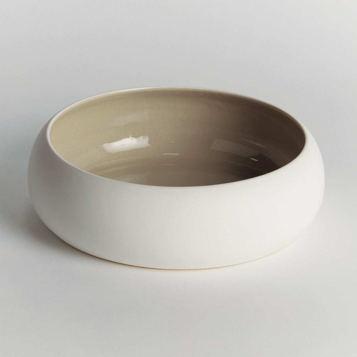 Napa White/taupe BARCLAY BUTERA SANDBAR DECORATIVE BOWL