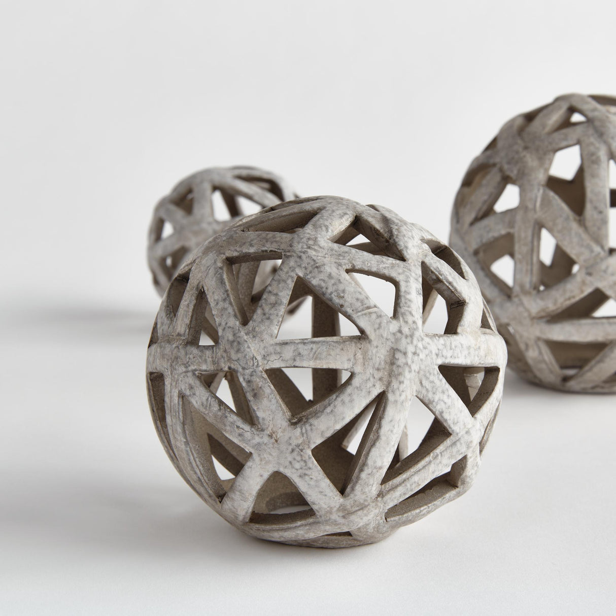 Napa Matte Taupe ALICIA ORB MEDIUM