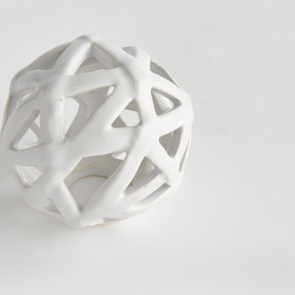 Napa White ALICIA ORB SMALL