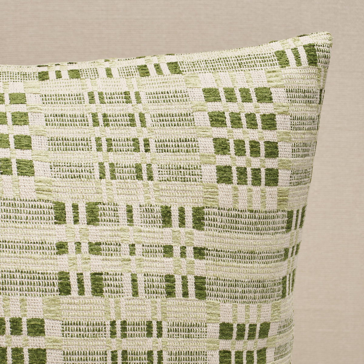 Schumacher Leaf 22" x 22" Brimfield Pillow
