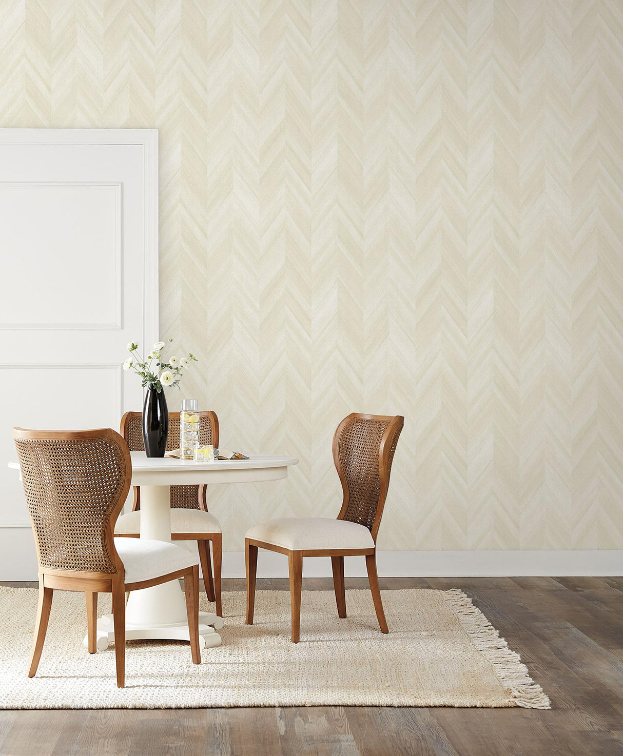 York Wallcoverings Seesaw White Wallpaper