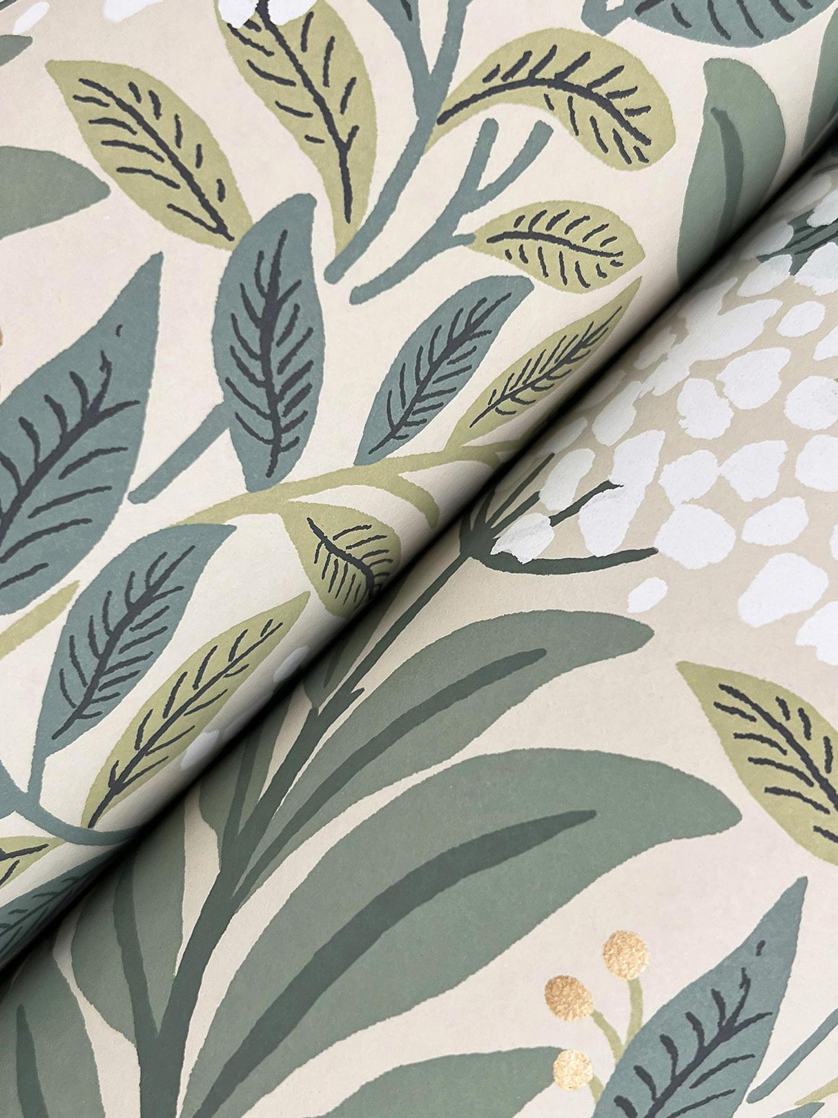 Rifle Paper Co. Highgrove Linen Wallpaper