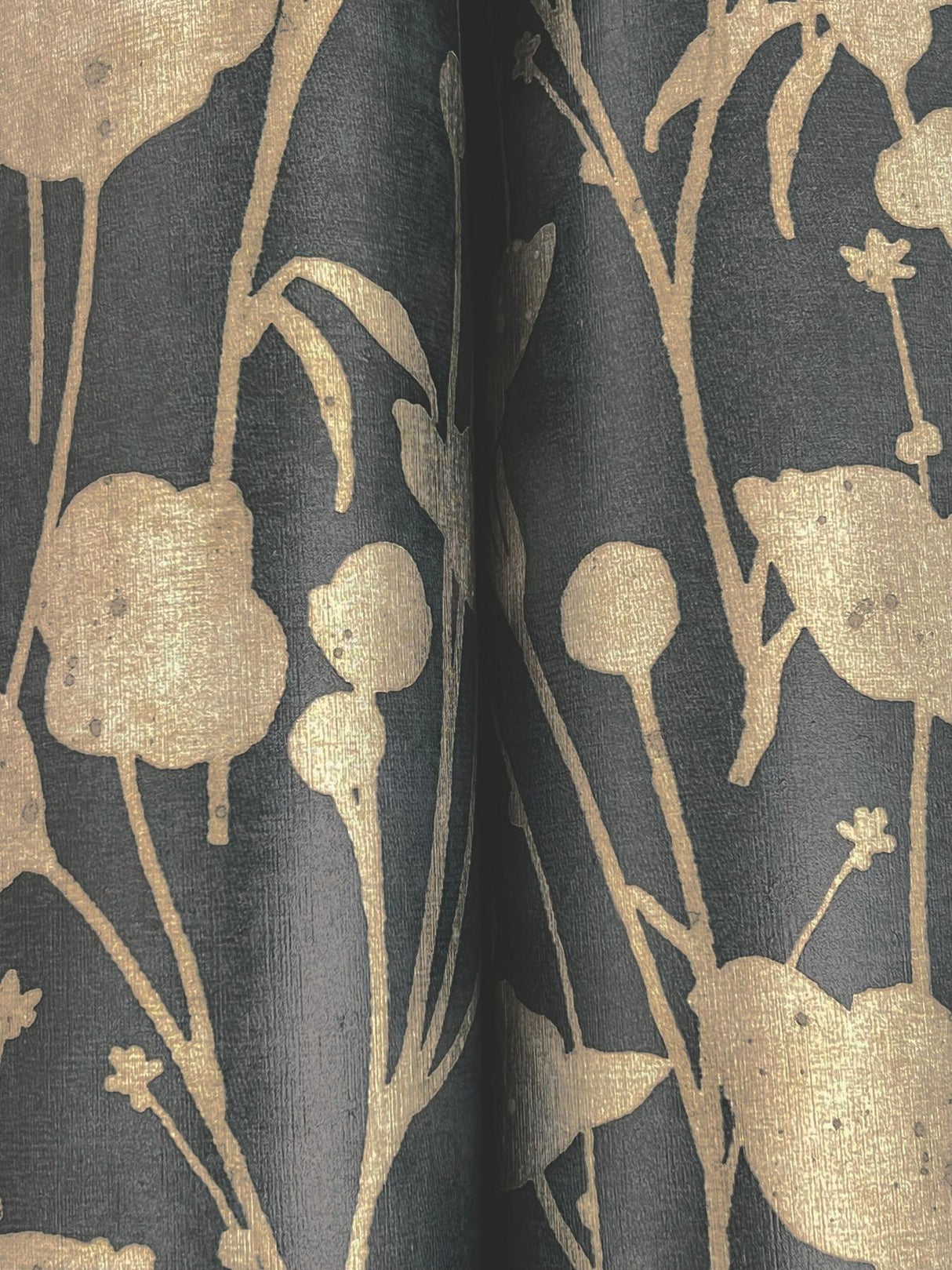 Ronald Redding Designs Shimmering Poppies Black & Gold Wallpaper