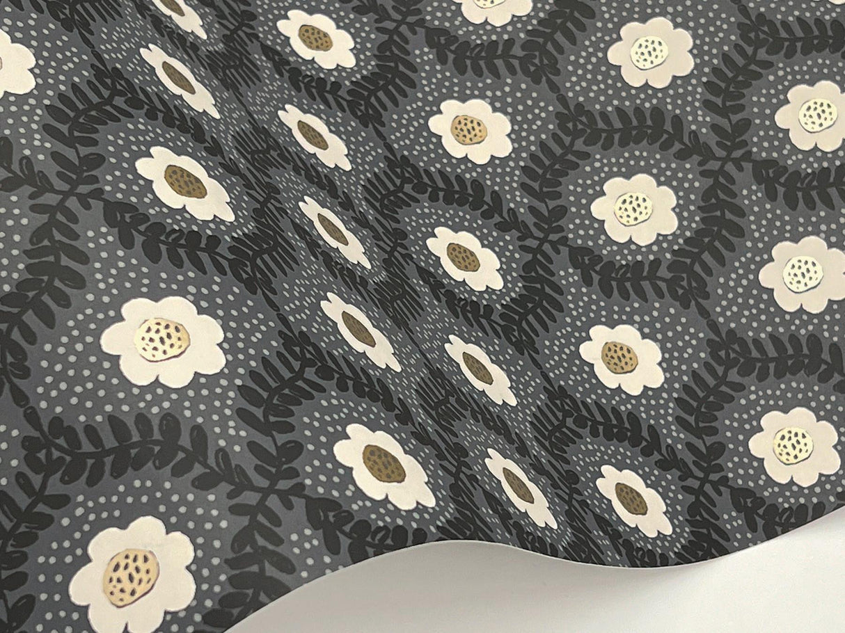 Kravet DESIGN W4292 84 Wallpaper