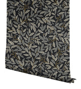 Kravet DESIGN W4293 811 Wallpaper