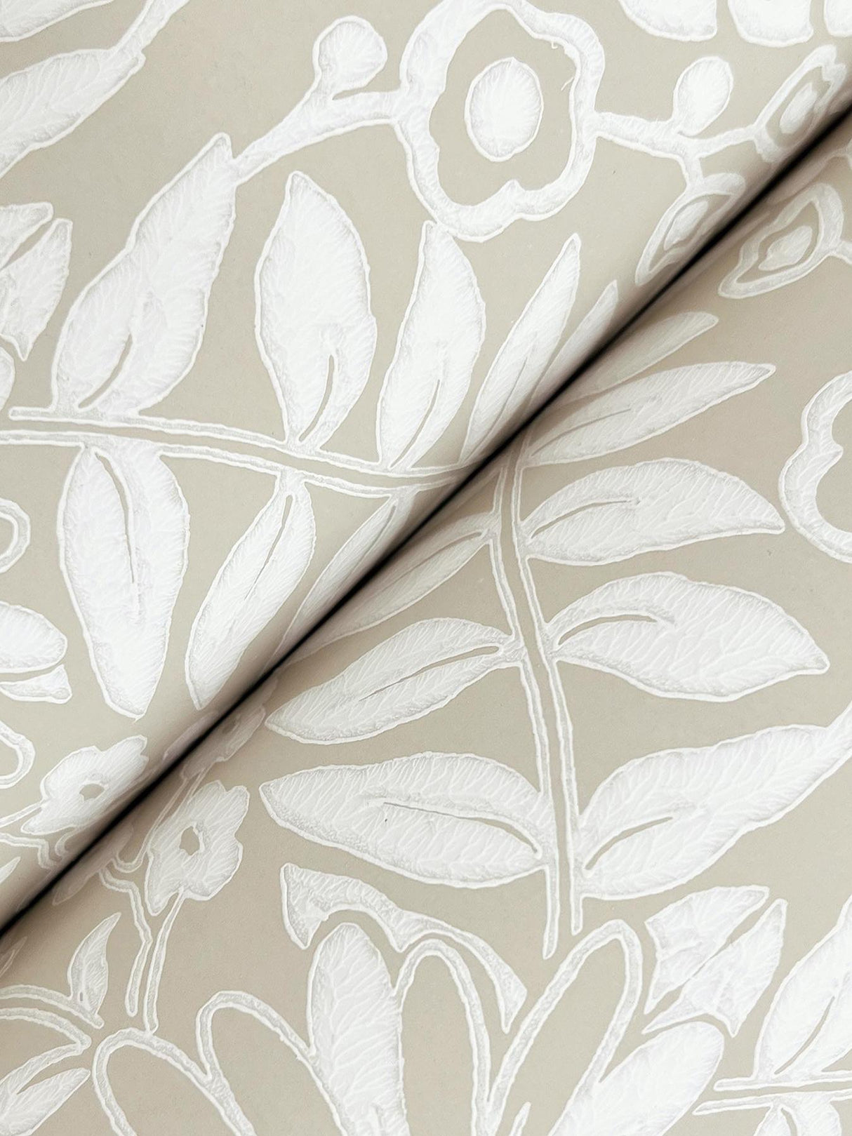 Kravet DESIGN W4295 16 Wallpaper