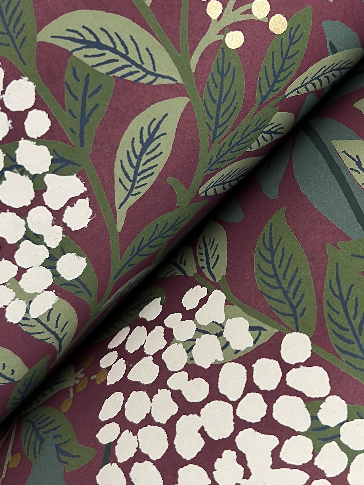 Kravet DESIGN W4297 319 Wallpaper