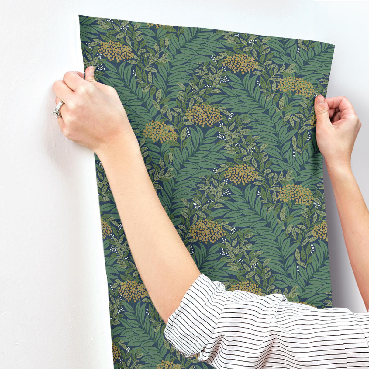 Kravet DESIGN W4297 540 Wallpaper