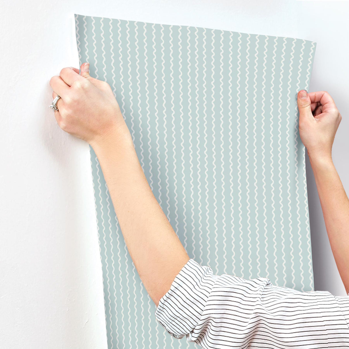 Kravet DESIGN W4300 15 Wallpaper