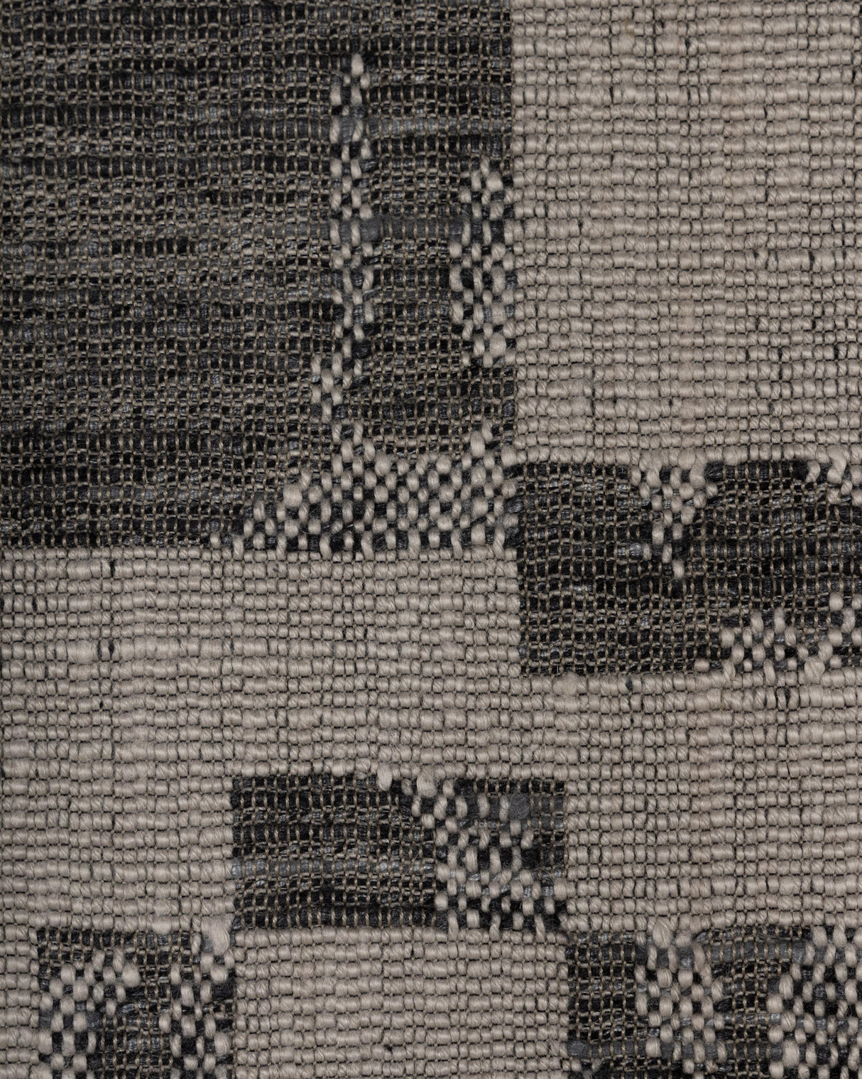 Lee Jofa GLYPH WC CHARCOAL Wallpaper