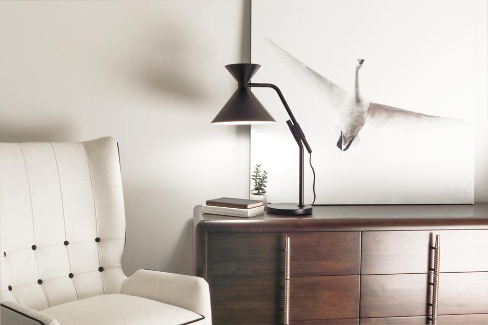 Robert Abbey (1252) 12" x 26.25" CINCH TABLE LAMP