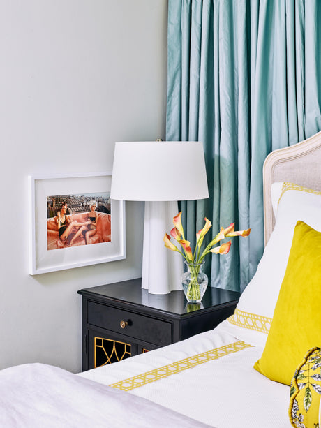 Robert Abbey (434) 7.75" x 26.25" WAVY TABLE LAMP