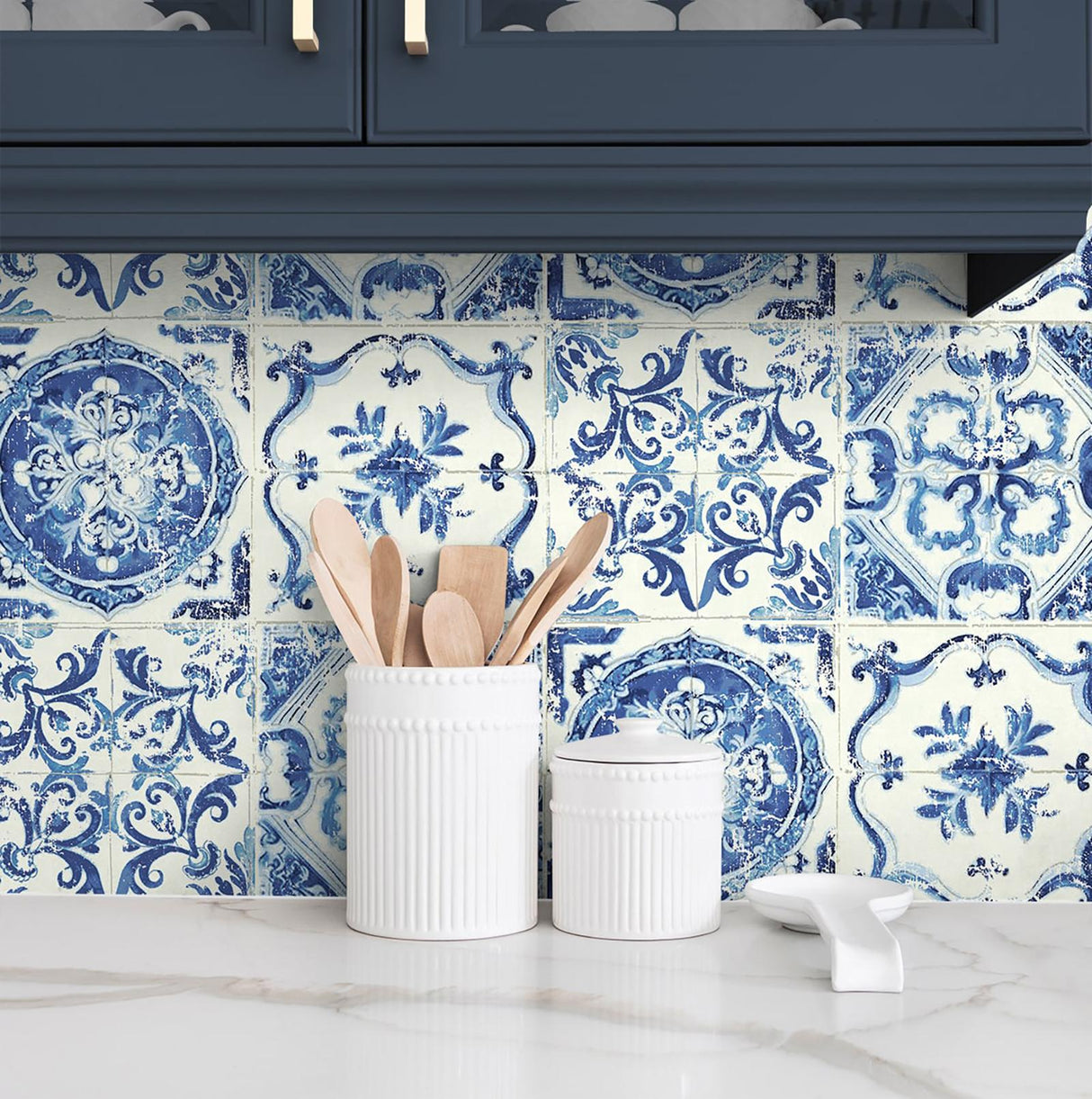 Tommy Bahama Azulejos Porcelain Wallpaper