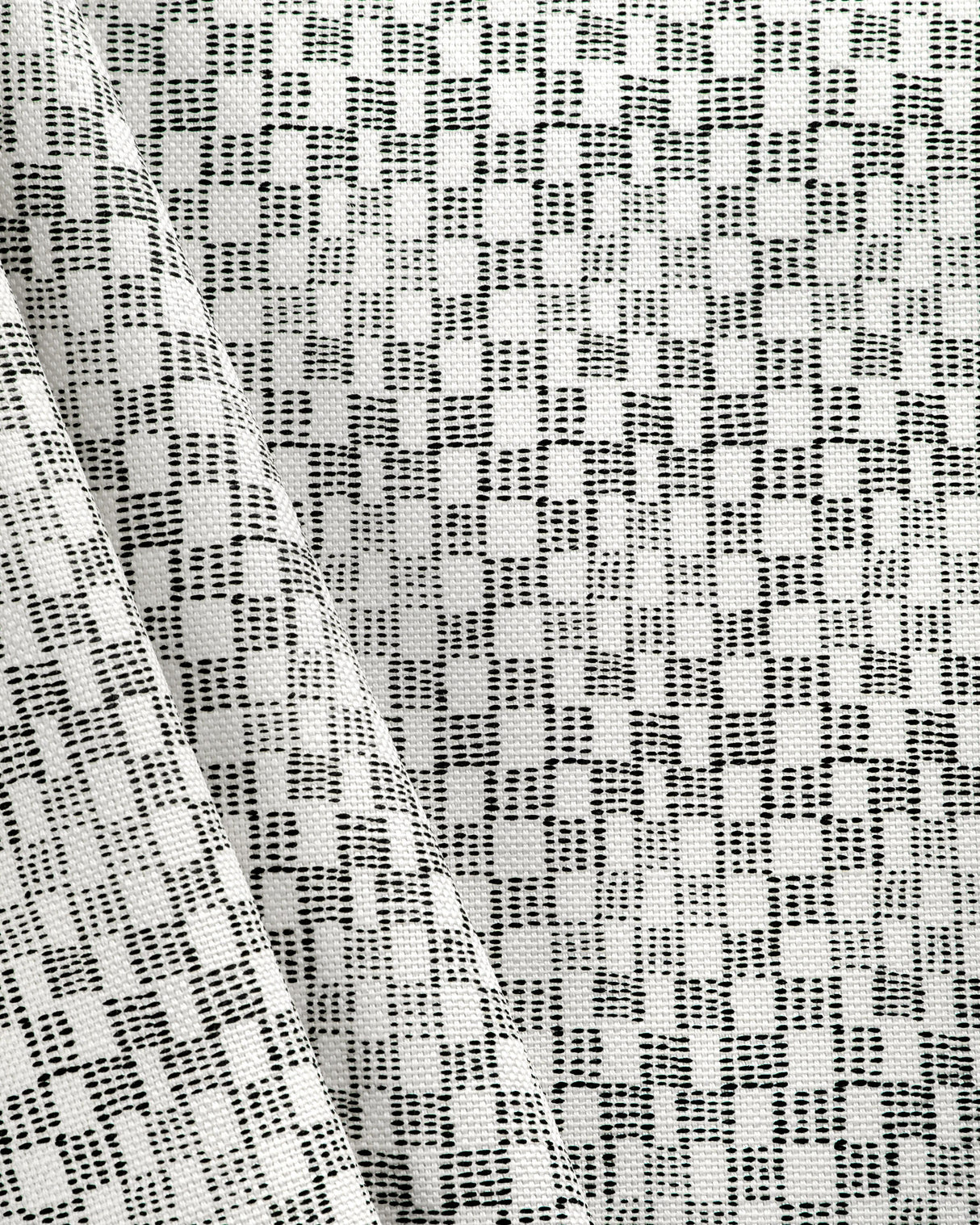 Lee Jofa BECK BLACK/OYSTER Fabric