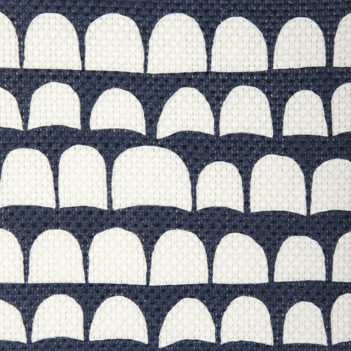 Lee Jofa HANNU DARK NAVY/OYSTER Fabric