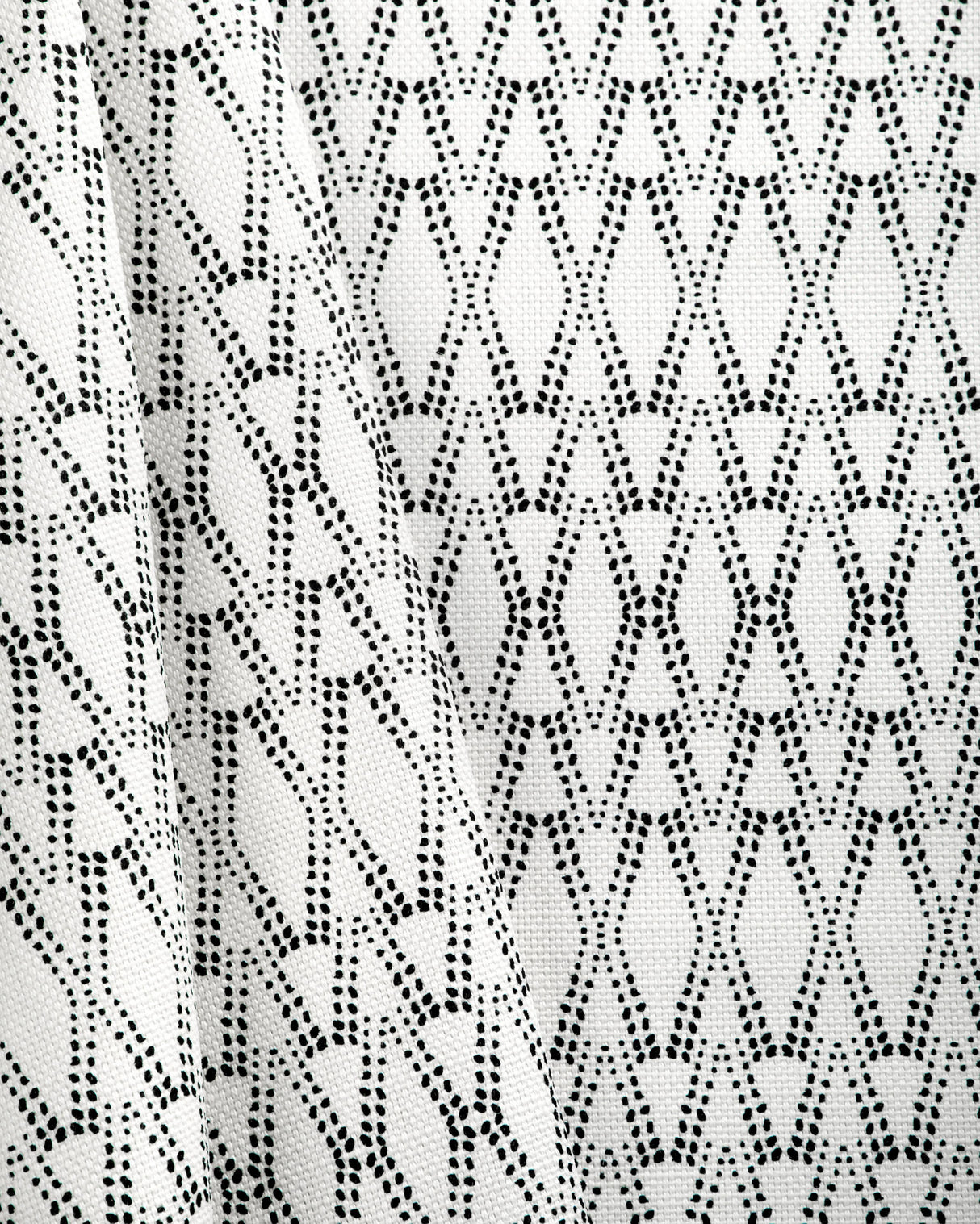 Lee Jofa KETUT BLACK/OYSTER Fabric
