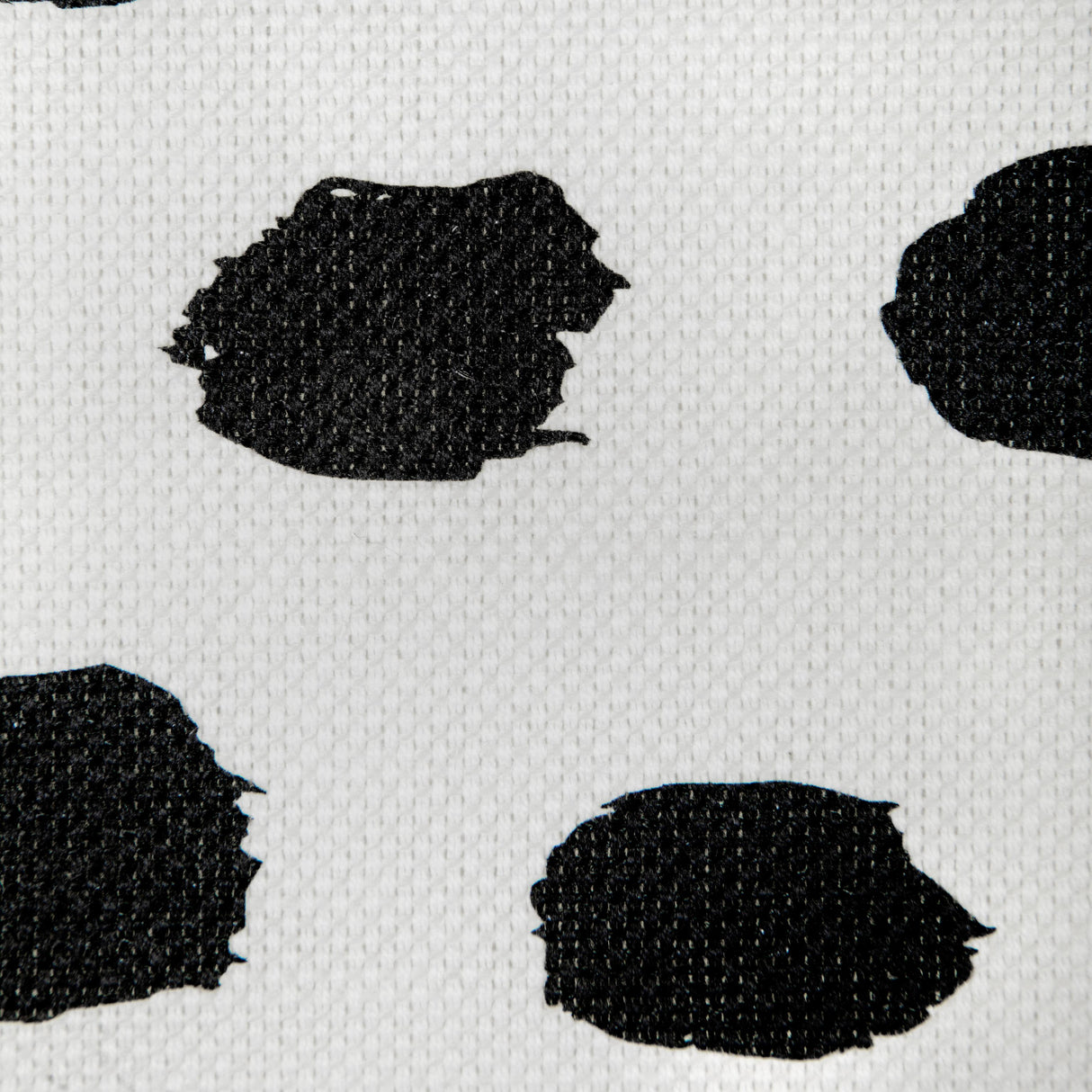 Lee Jofa PAINT DOT BLACK/OYSTER Fabric