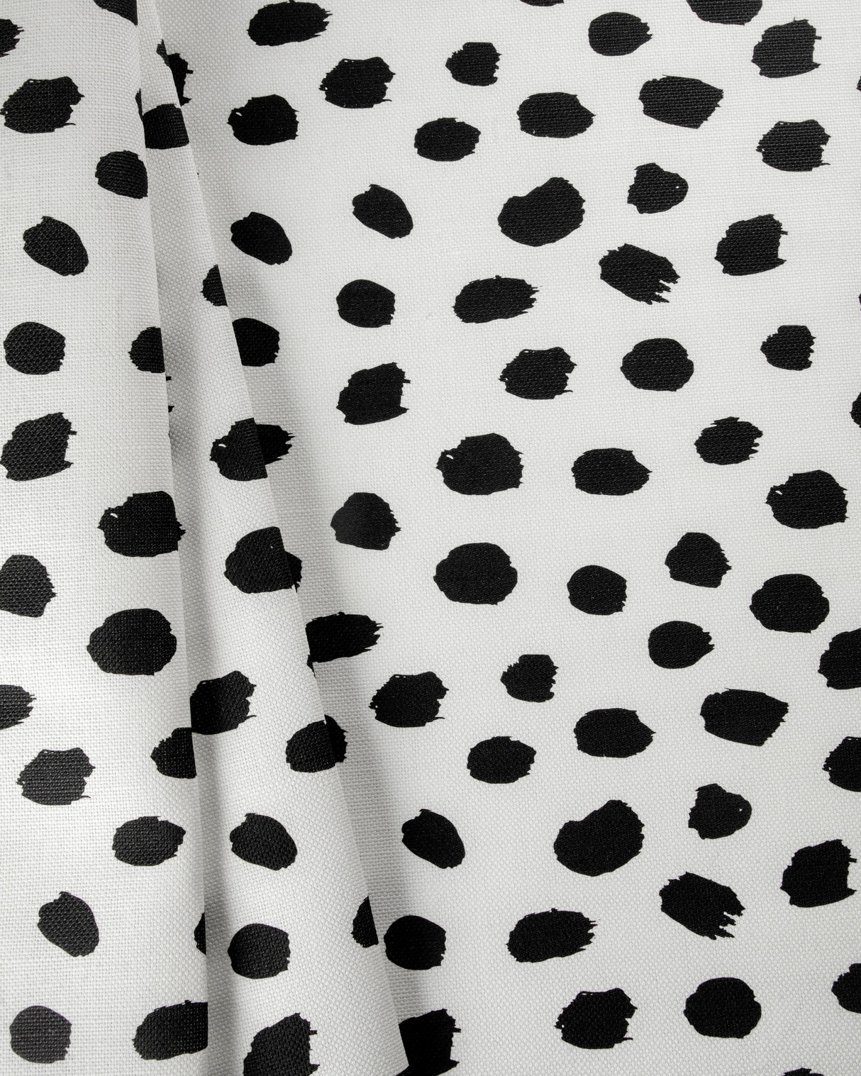 Lee Jofa PAINT DOT BLACK/OYSTER Fabric