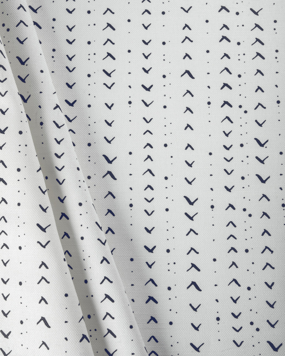 Lee Jofa TITIK DARK NAVY/OYSTER Fabric