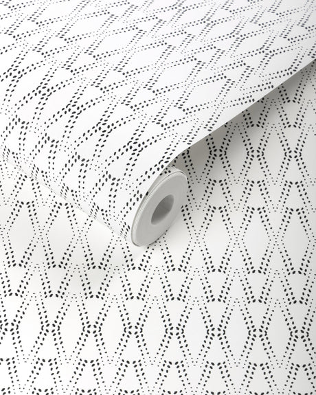 Lee Jofa KETUT WP BLACK Wallpaper