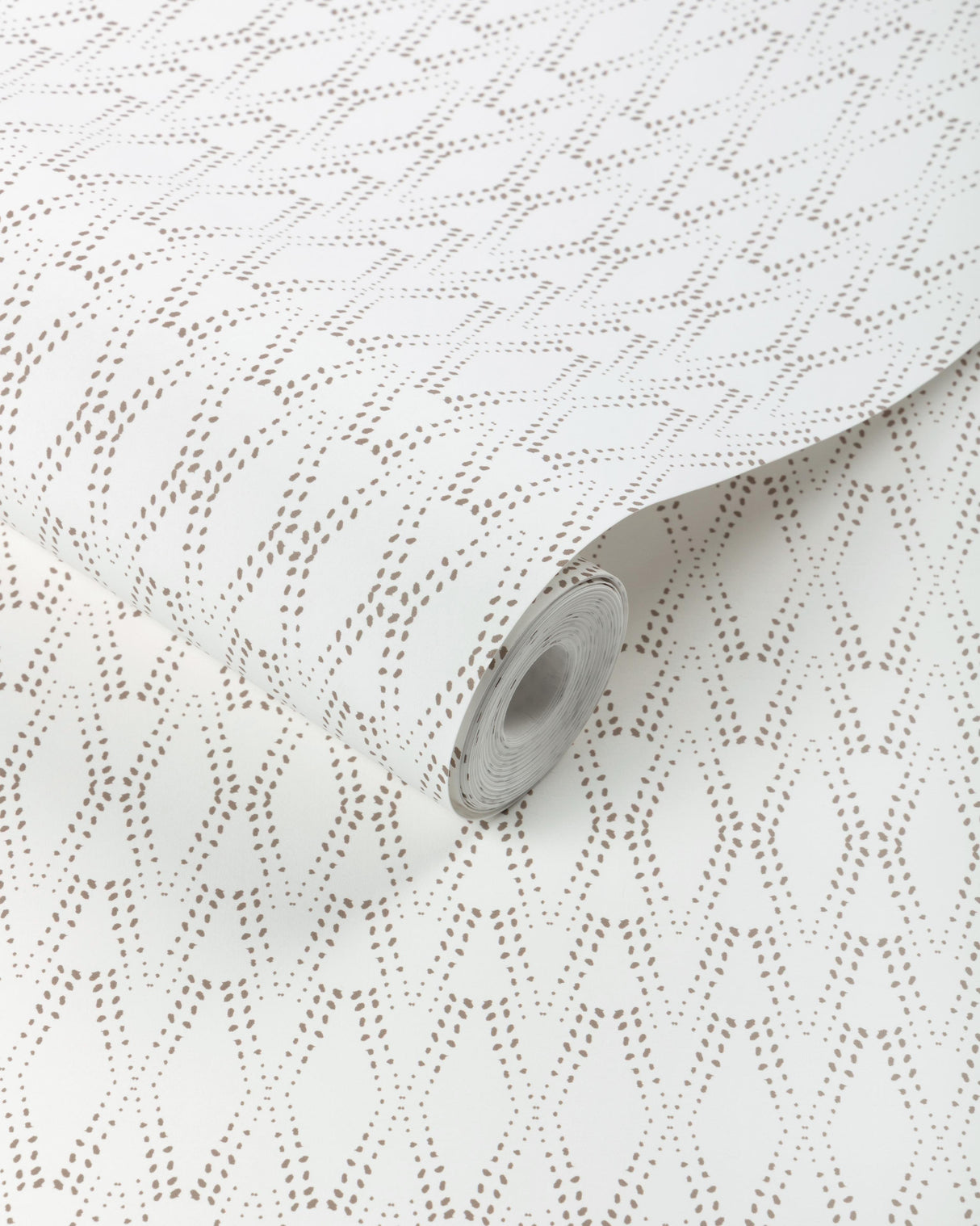 Lee Jofa KETUT WP SABLE Wallpaper