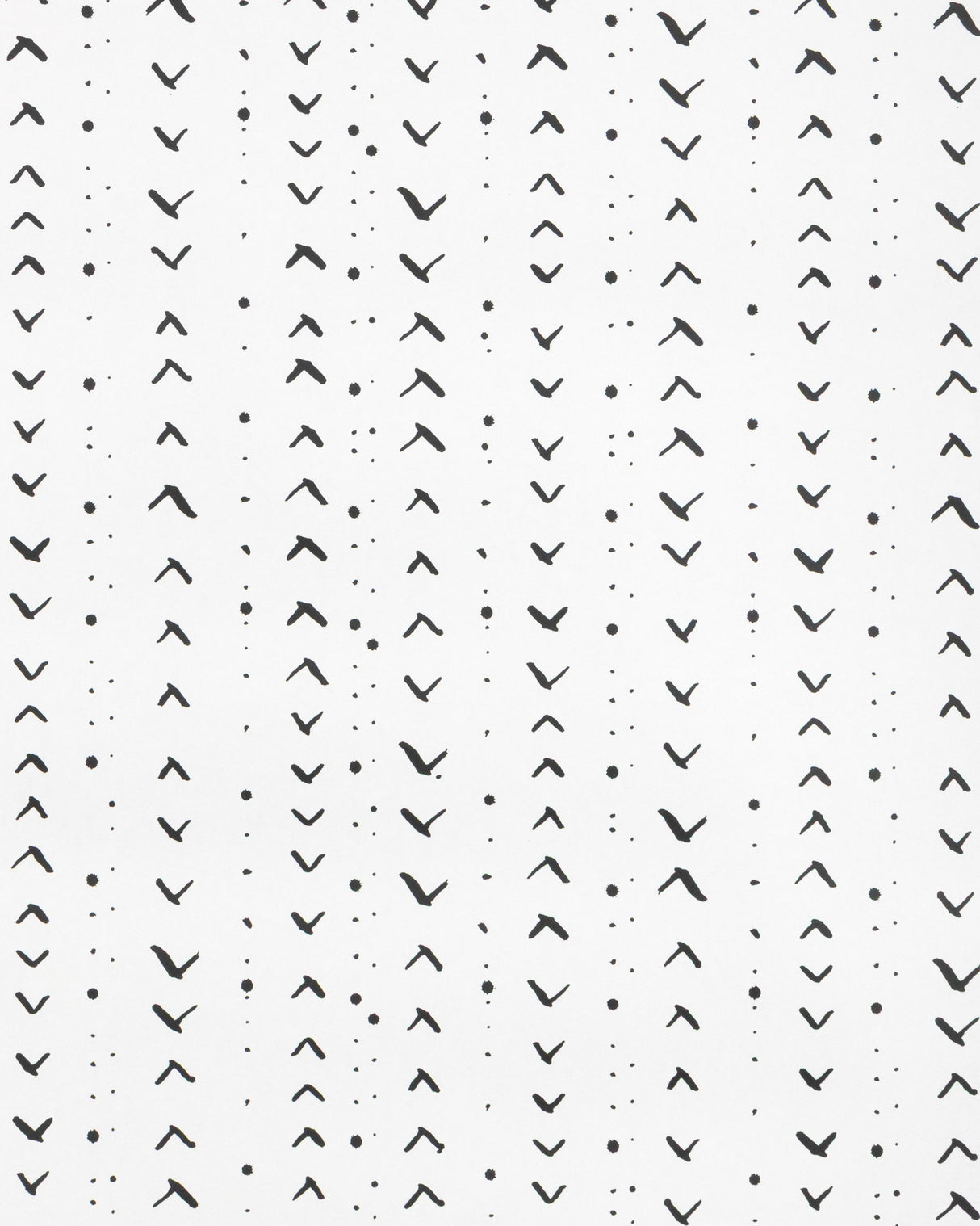 Lee Jofa TITIK WP BLACK Wallpaper