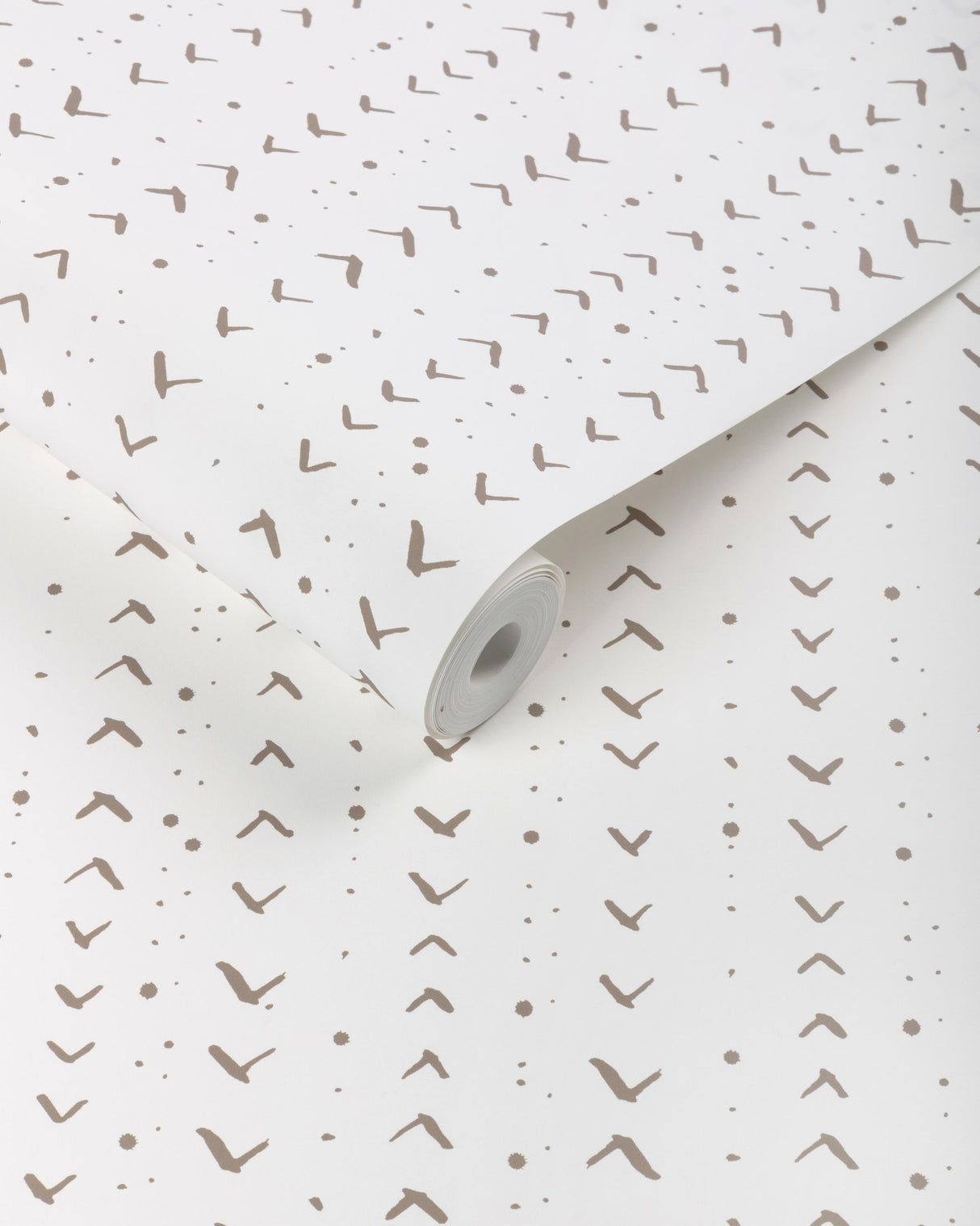 Lee Jofa TITIK WP SABLE Wallpaper