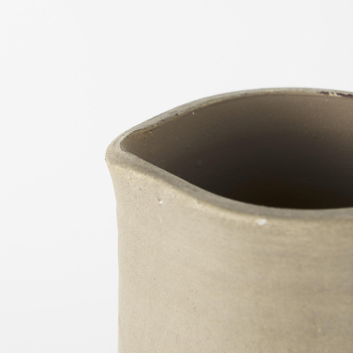 Mercana Garand Large 18.8H Two-Toned White Natural Ceramic Jug