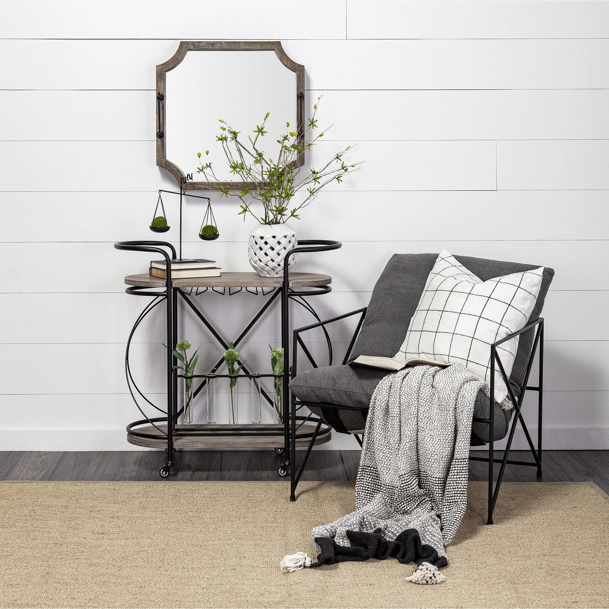 Mercana Forillon I Short White Glazed Lattice Pattern Vase