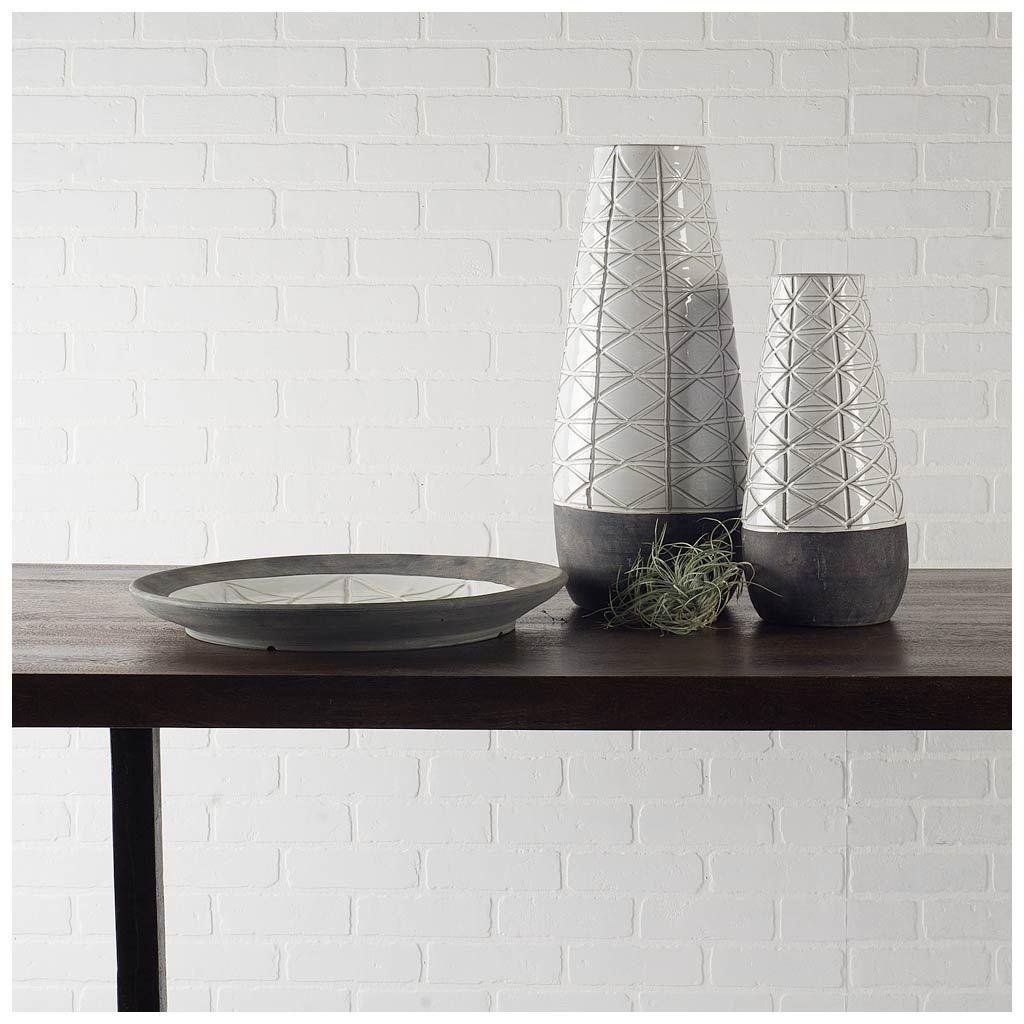 Mercana Harrier II Large Gray Ceramic Dark Base White Vase