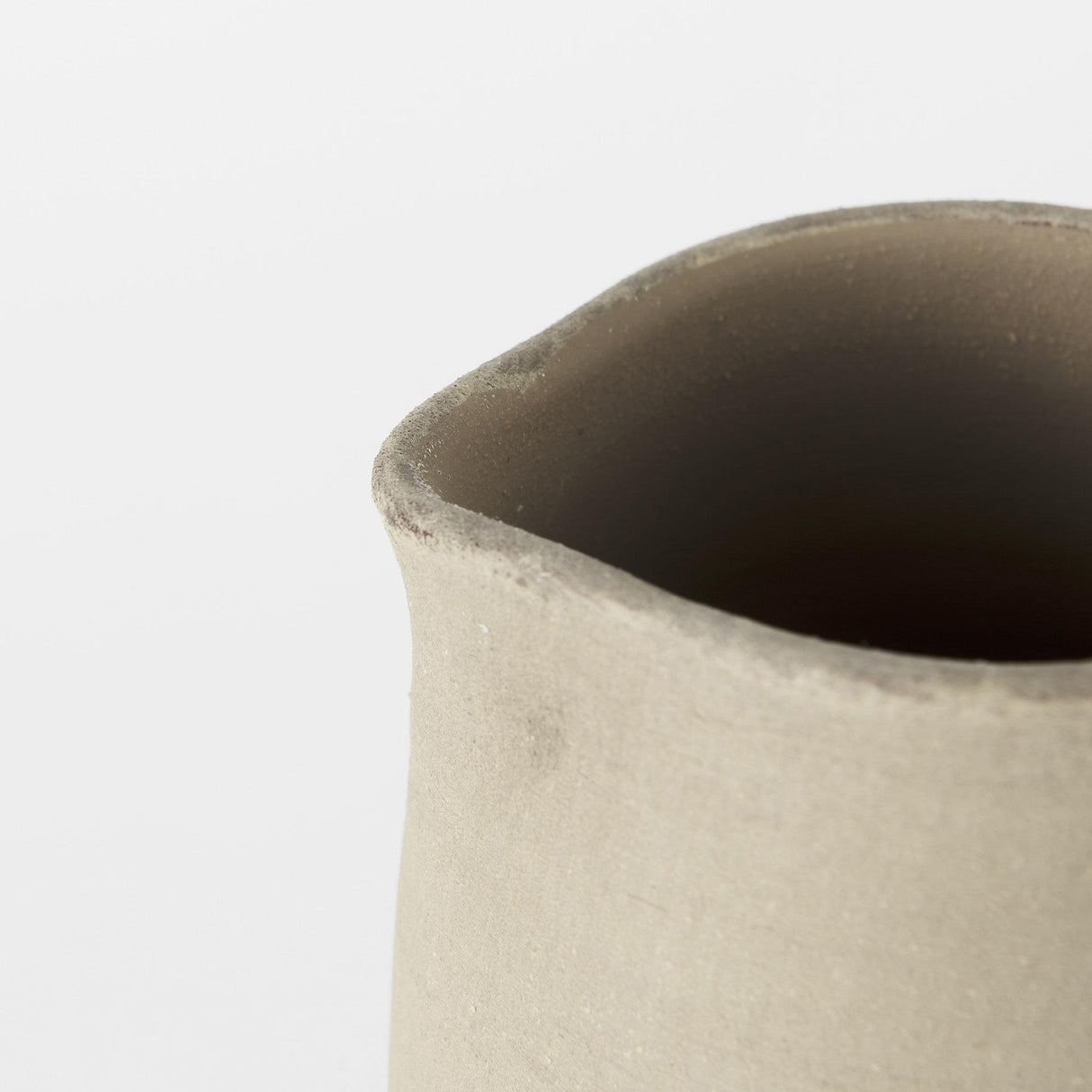 Mercana Garand Large 18.8H Two-Toned Black/Natural Ceramic Jug