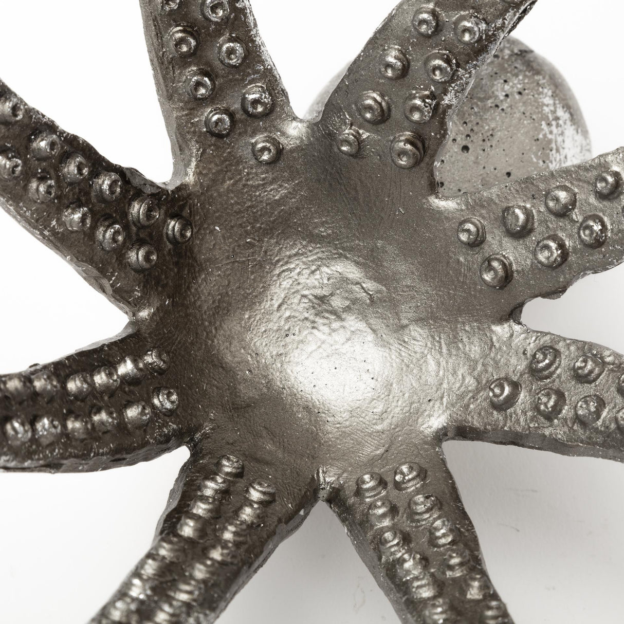 Mercana Strafford Medium 13L x 7W Silver Resin Octopus