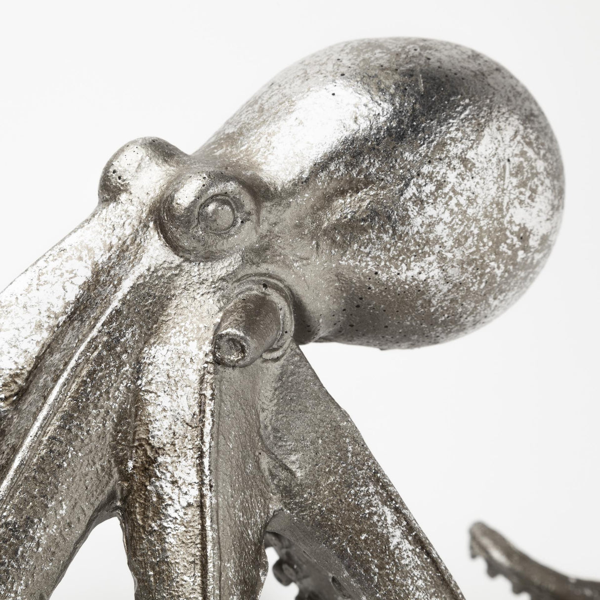 Mercana Strafford Medium 13L x 7W Silver Resin Octopus