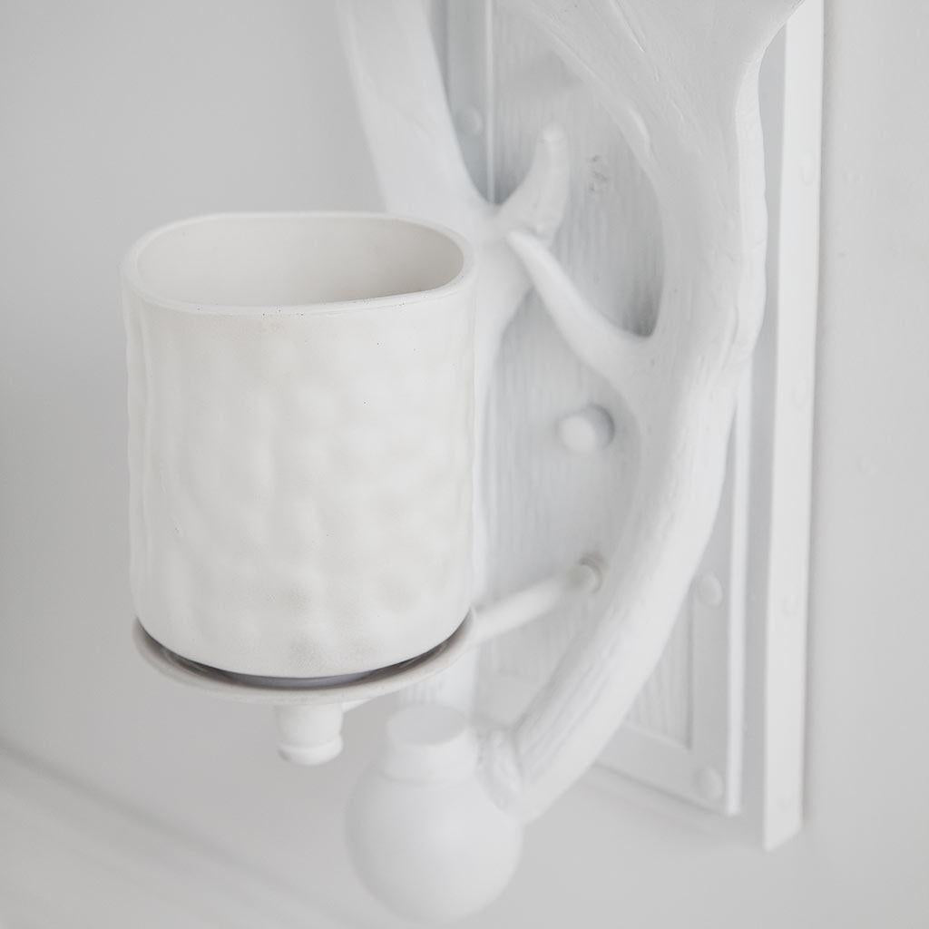 Mercana Rockland 8x19.5 White Resin Antlers Wall Sconce