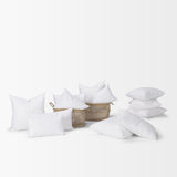 Mercana 22 x 22 Non-Allergen Pillow insert